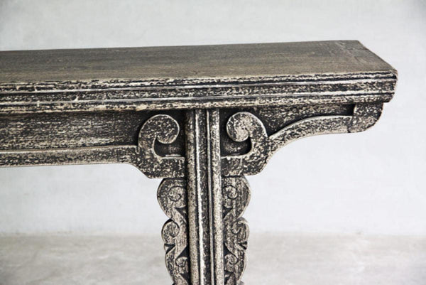 Reedition Console-Blue Hand Home