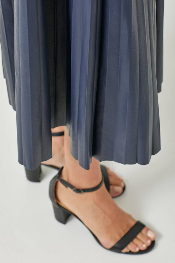 60289 Leather Pleating Skirt-Blue Hand Home