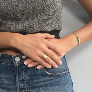 Elegant Brushed Finish Ring for Modern Style: Gold-Blue Hand Home