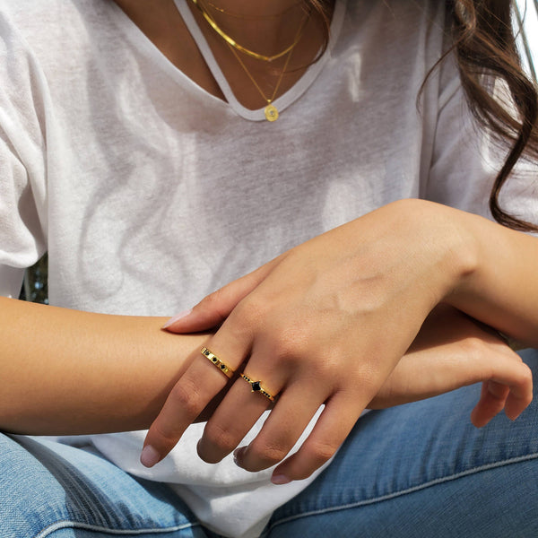 PRINCESS CUT BLACK CRYSTAL RING - R-F1192-Blue Hand Home