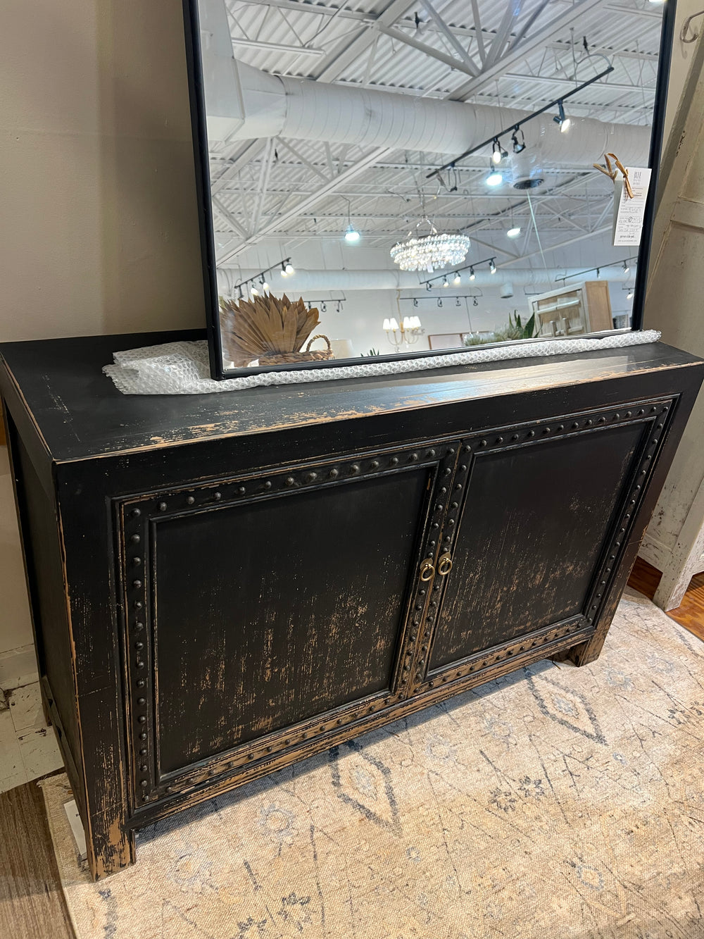 Cam Cabinet-2DR-Blck Dist-Blue Hand Home