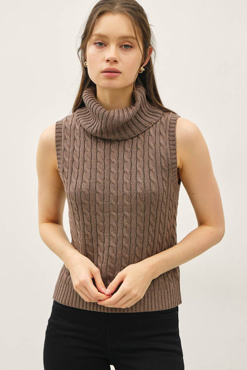 CHUNKY CABLE SWEATER VEST-Blue Hand Home