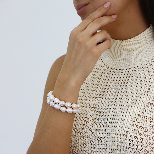 Elegant Freshwater Pearl Layering Bracelet for Chic Style-Blue Hand Home