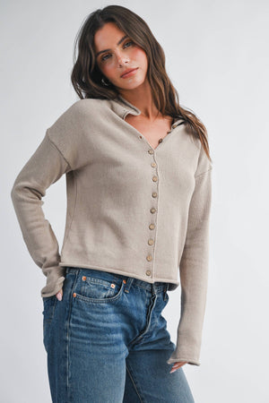 5221hk Button Front Cropped Knit Cardigan