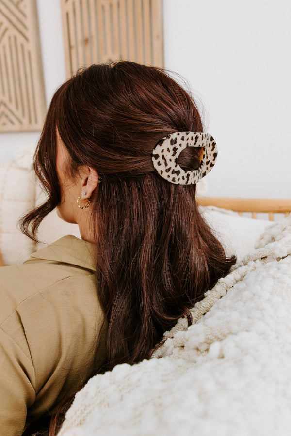 Round Flat Hair Clip | Large | Blonde Tortoise-Blue Hand Home