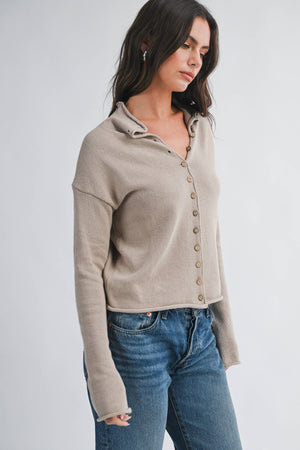 5221hk Button Front Cropped Knit Cardigan