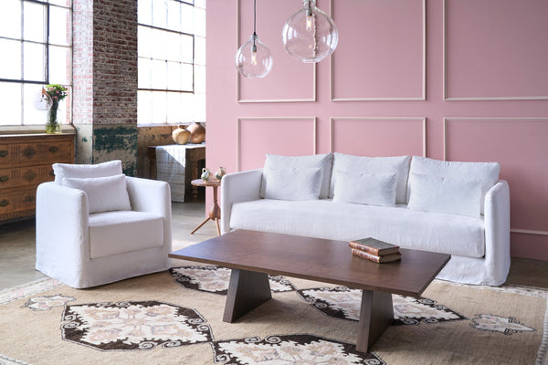 Anderson Modern Sofa: Generous Single Bench Seat, Rounded Arms, Versatile Comfort