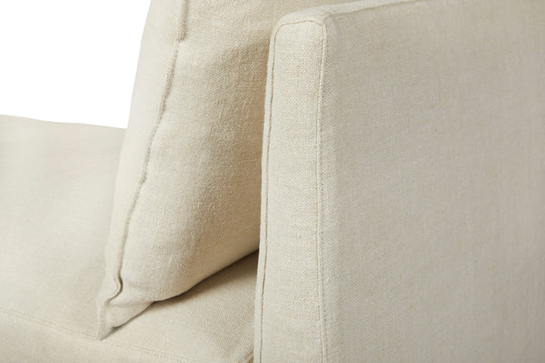 April Daybed
