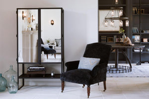 Fritillaria Chair