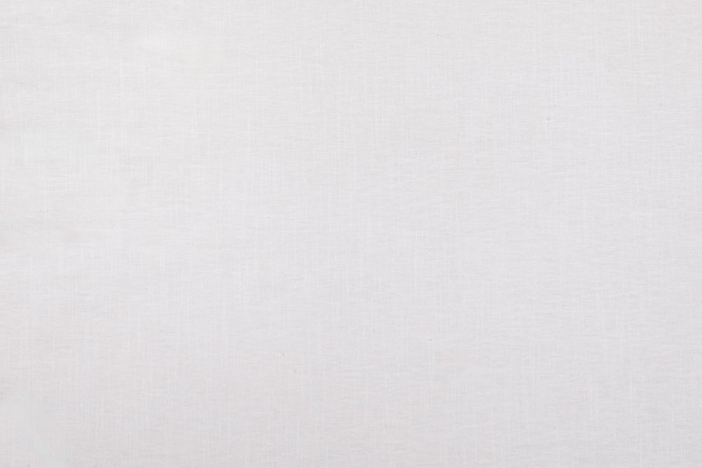 https://cdn.shopify.com/s/files/1/0044/2666/1934/files/Mia_White_FB11972_product_image.jpg?v=1762215838
