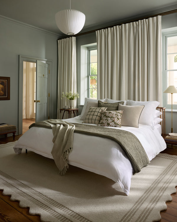 Chris Loves Julia x Loloi Scottie Rugs - Ivory / Grey-Blue Hand Home