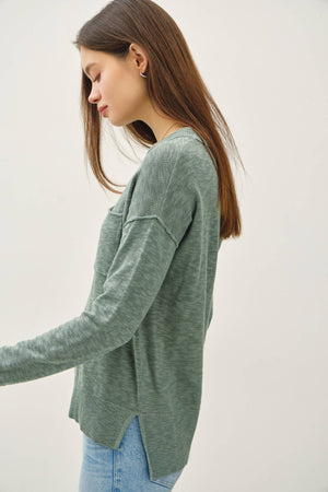 SLUB YARN ROUND NECK SWEATER WITH CHEST POCKETS-Blue Hand Home