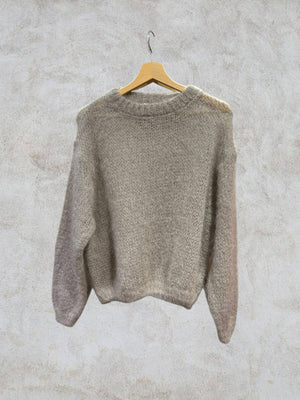 Round neck long sleeve sweater in 80% kid mohair: Kaki / One size-Blue Hand Home