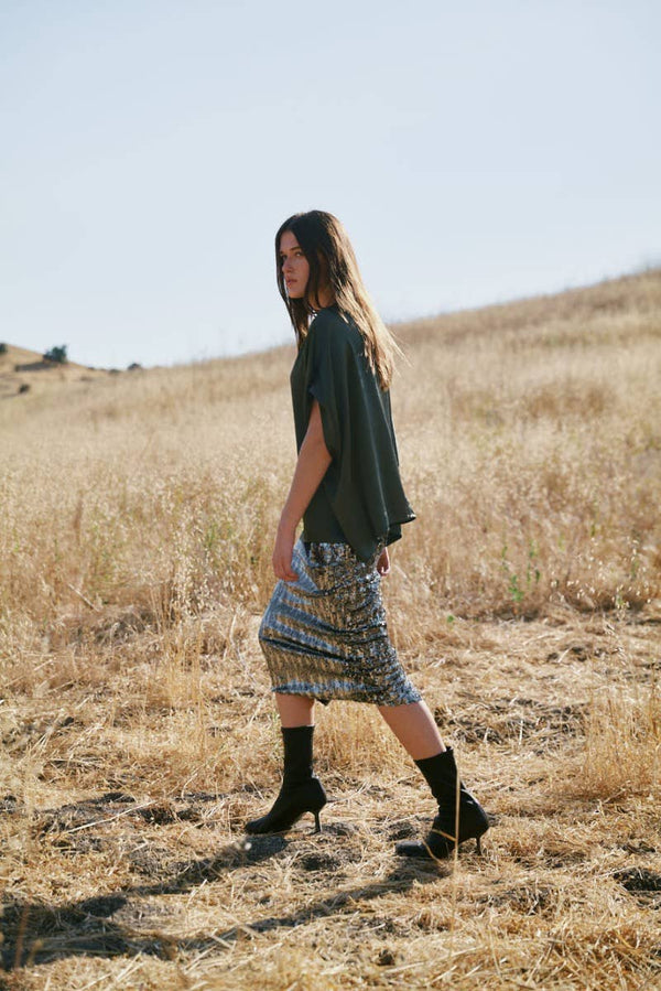 50691 - Front Slit Sequin Pencil Skirt-Blue Hand Home