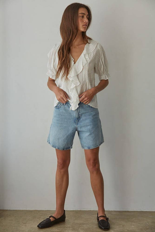 L8439 | Woven Cotton Buttondown V-Neck Short Sleeve Top