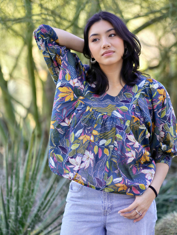 Anjou Top O/S Teal Gold-Blue Hand Home