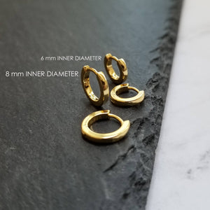 CLASSIC HUGGIE EARRINGS - E-HT1101 / E-HT1100-Blue Hand Home