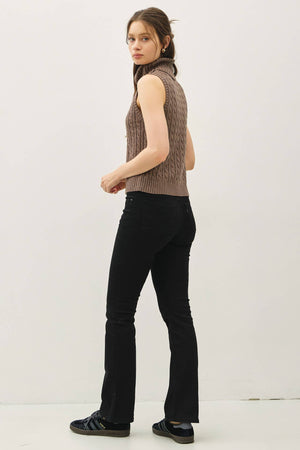 CHUNKY CABLE SWEATER VEST-Blue Hand Home