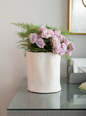 Corum Cache Pot / Blanc de Chine-Villa & House-Blue Hand Home