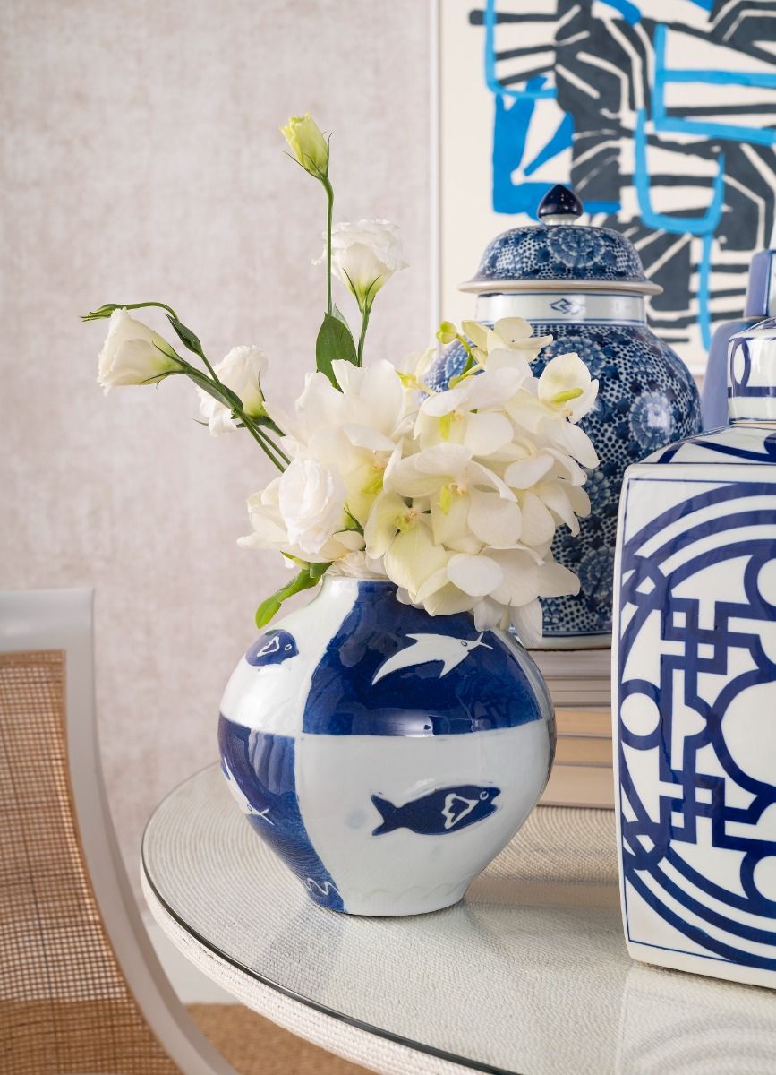 Malaga Vase / Blue and White-Villa & House-Blue Hand Home