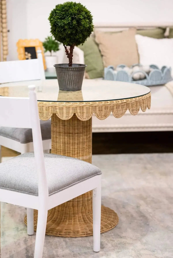 Scalloped Round Bistro Table W/ Tempered Glass In Rattan Natural-Blue Hand Home