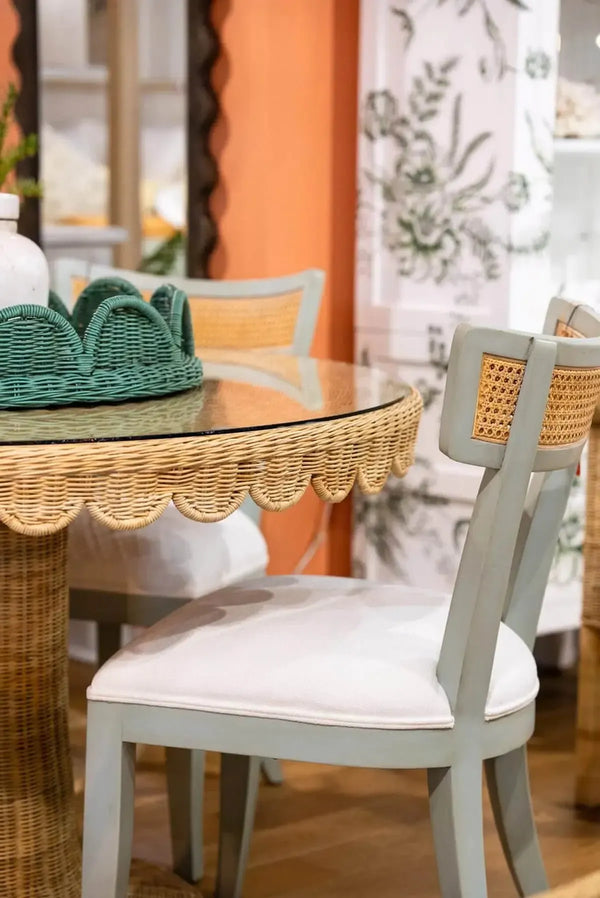 Scalloped Round Bistro Table W/ Tempered Glass In Rattan Natural-Blue Hand Home