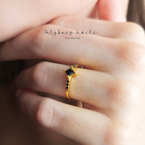 PRINCESS CUT BLACK CRYSTAL RING - R-F1192-Blue Hand Home