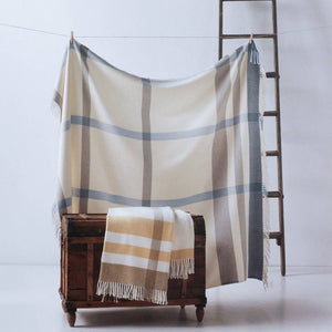 335 - Large Plaid-Blue Hand Home