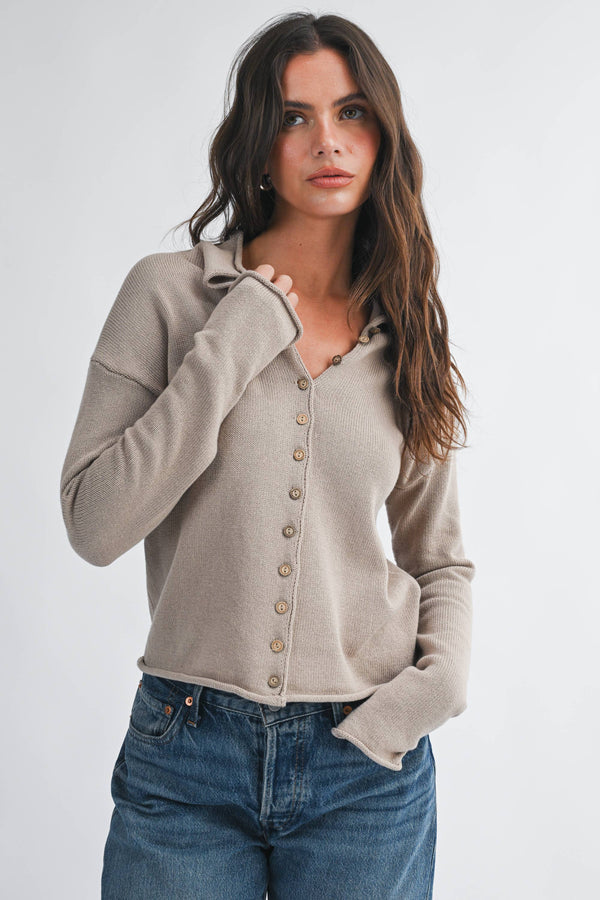 5221hk Button Front Cropped Knit Cardigan