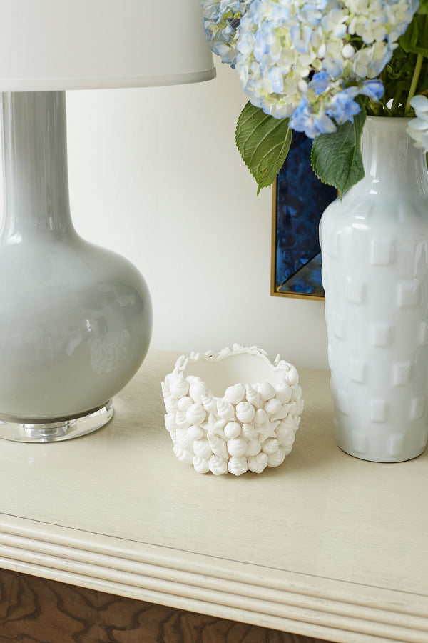 Sanibel Medium Vase, Blanc de Chine