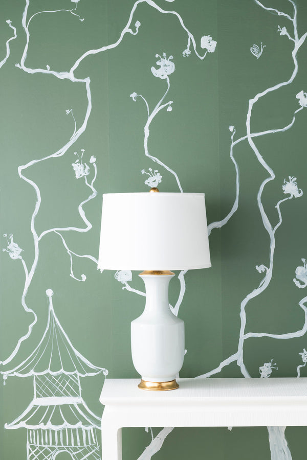 Thalia Lamp with Shade 17-inch White Linen, with Gold, White Smoke