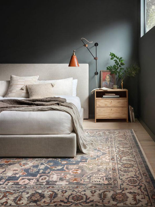 Janey Rug Magnolia Home by Joanna Gaines - JAY-03 Indigo/Multi