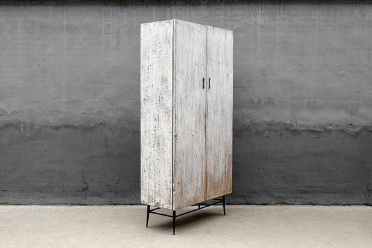 Reediton Armoire