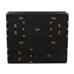 Charles Chest, Pale